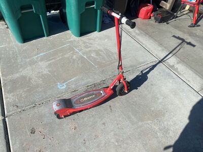 Razor E150 Electric Scooter