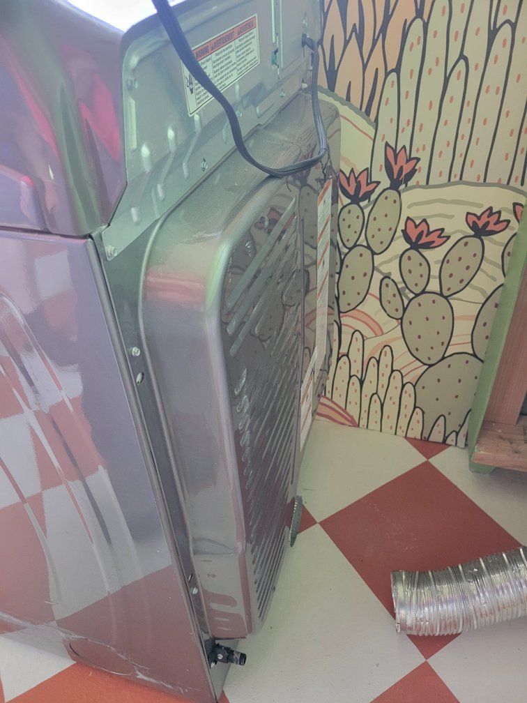 Main image 3
