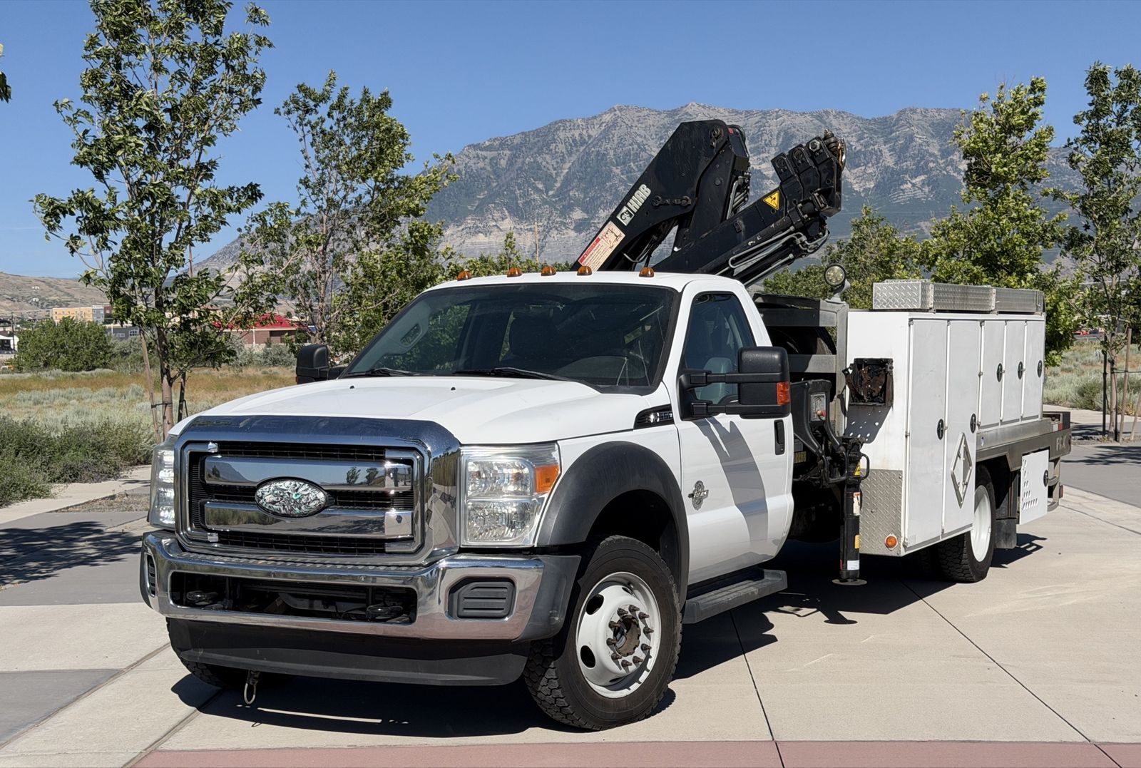 2016 Ford F-550 — rebuilt & branded title
