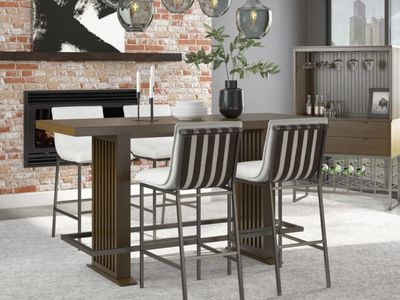 Bar Height Table Excellent Condition!