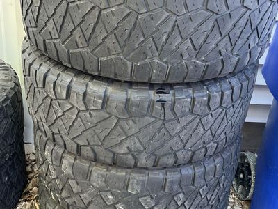 37x12.50r20