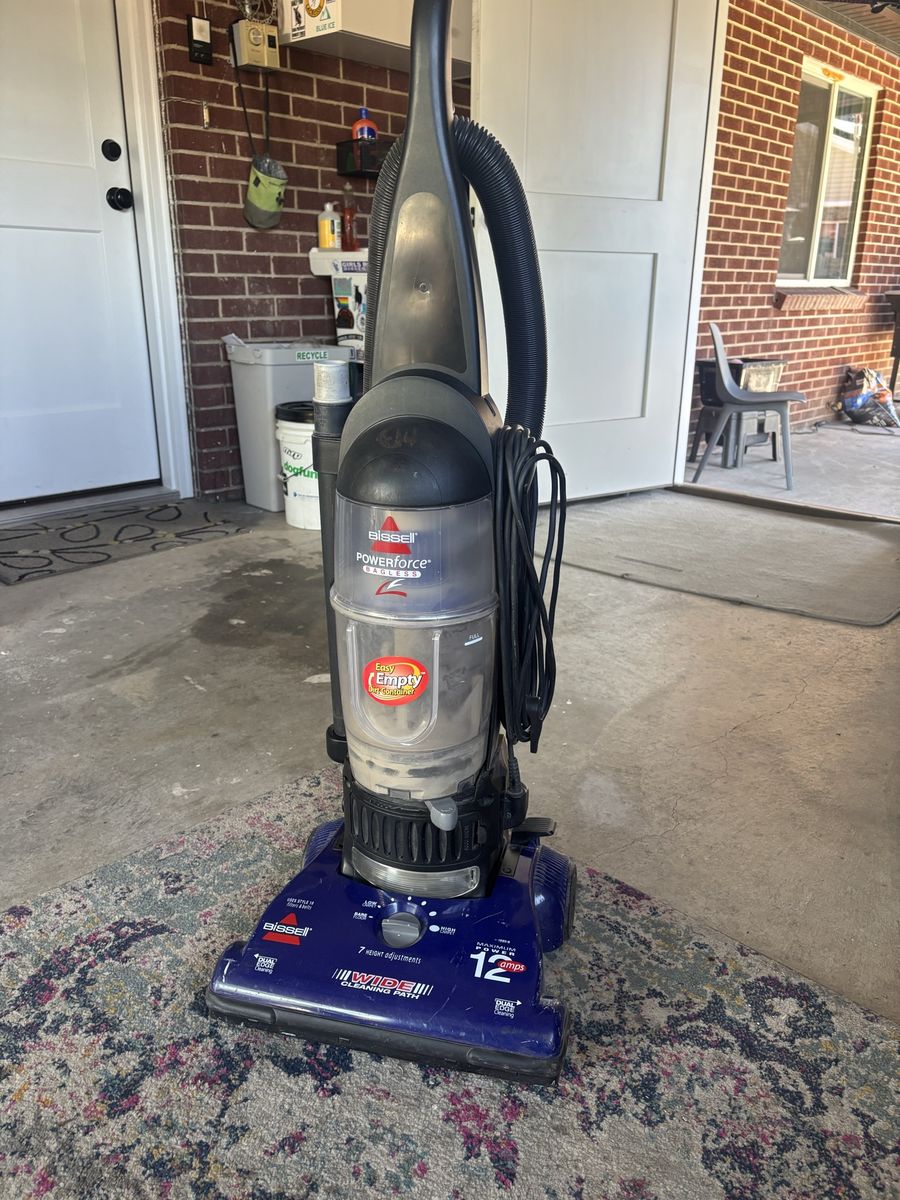 Bissel vacuum