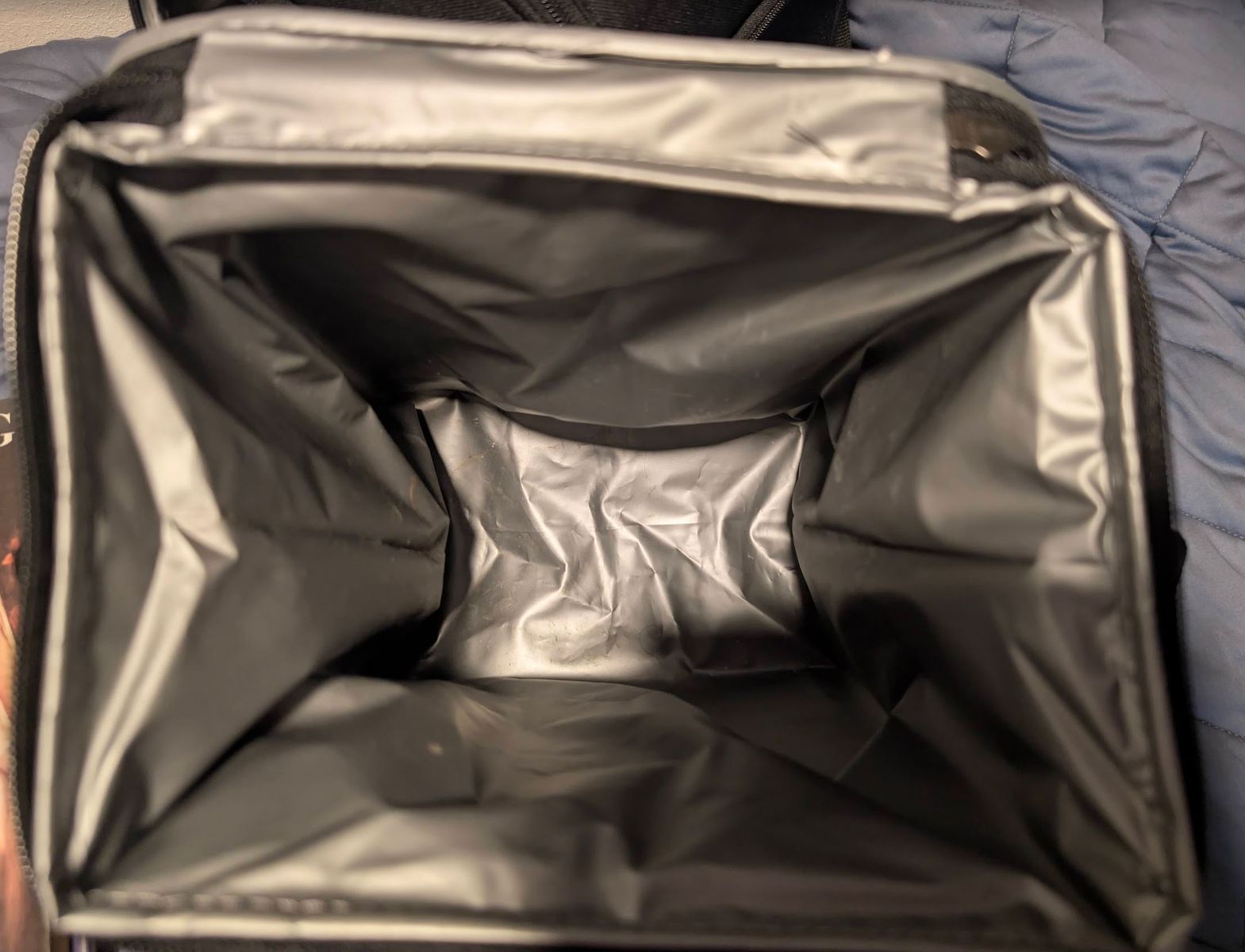 Main image 3