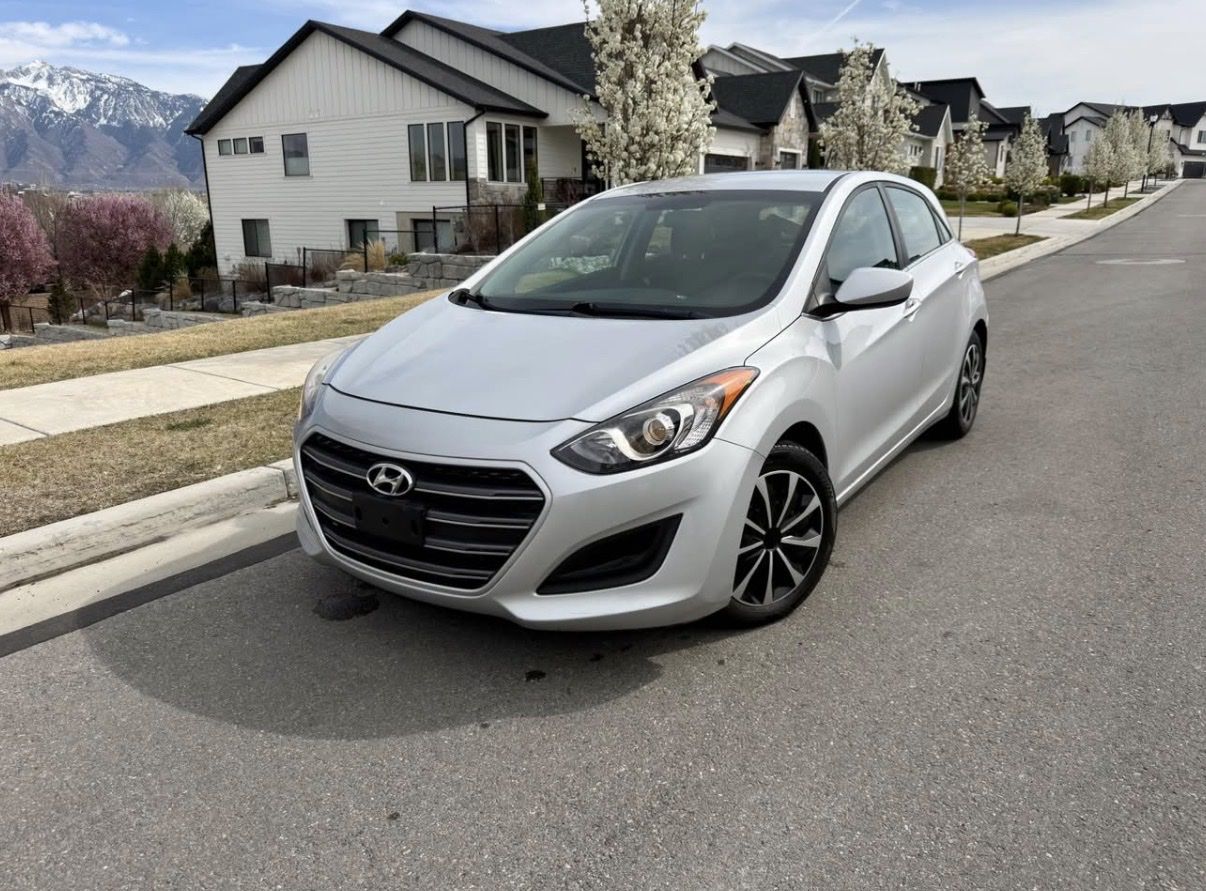2017 Hyundai Elantra GT 