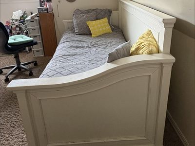 Pottery Barn Daybed With Trundle + Mattress