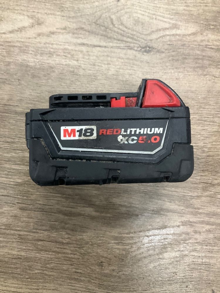 MILWAUKEE M18 5.0 BATTERY PRICED FOR CONDITION