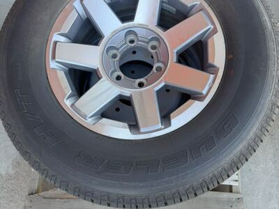 Toyota FJ Cruiser Spare Tire, 265/70R17