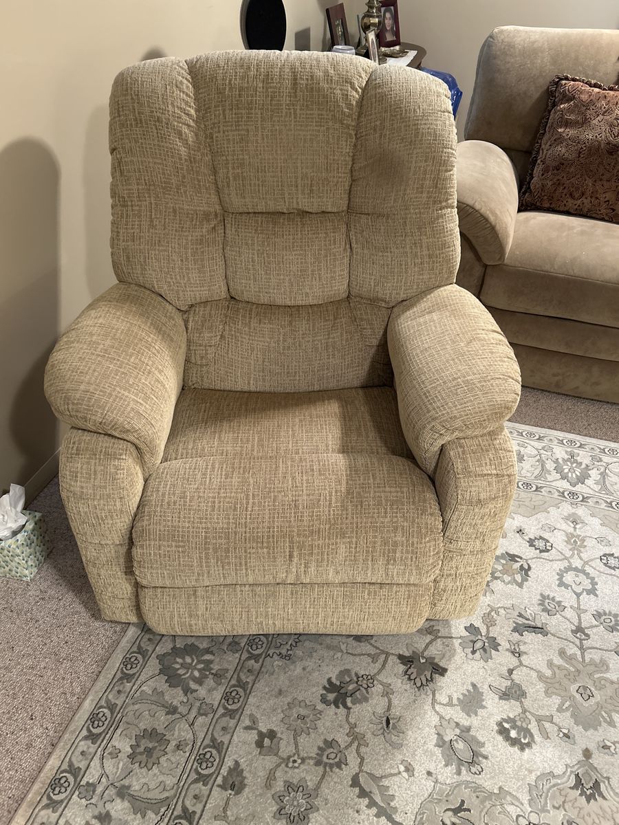 Lazy boy rocker