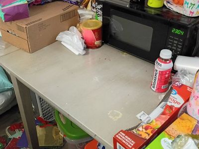 Kitchen table