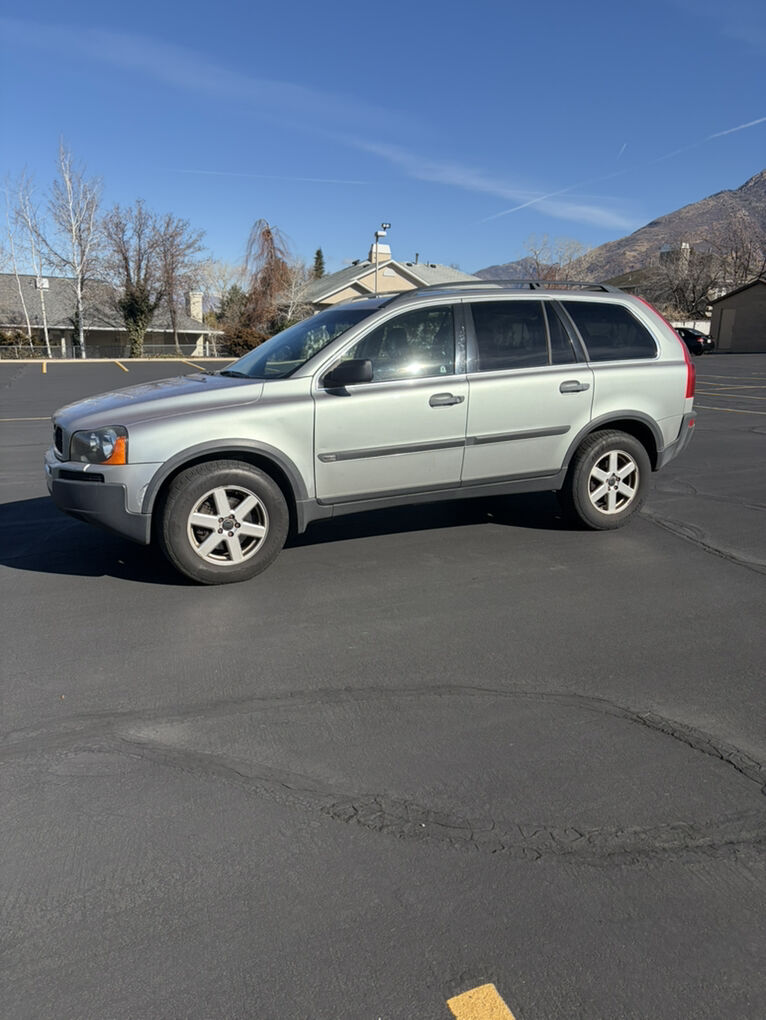 2004 VOLVO XC90 T6