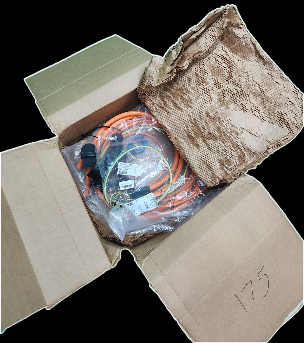 Main image 3