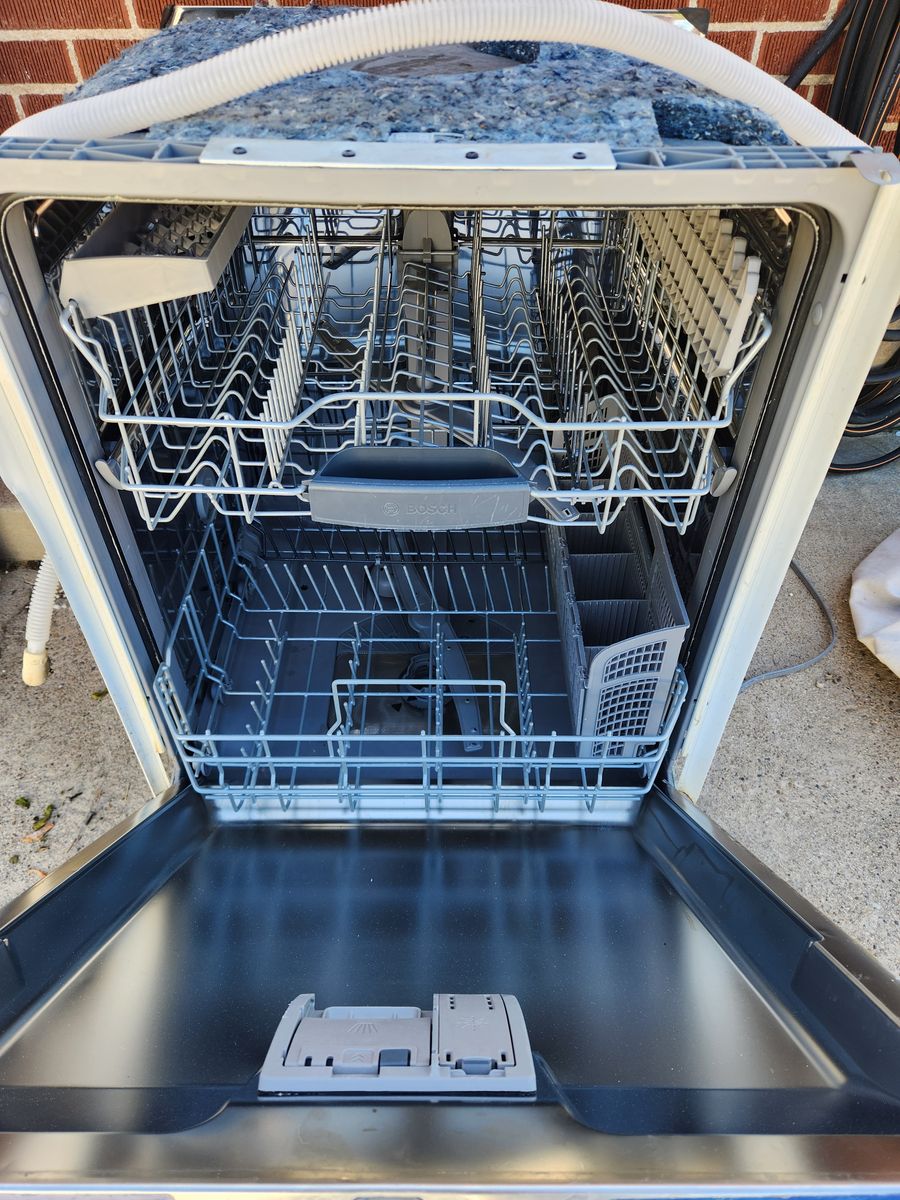 Bosch Ascenta built-under dishwasher 24'' White / Silence Plus 46 dBA / OBO