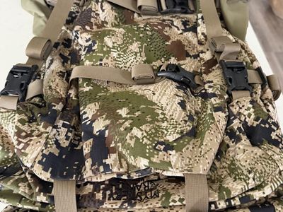Mystery ranch back pack