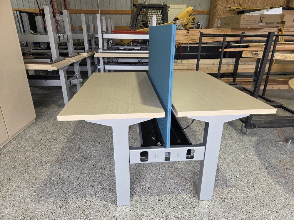 Herman Miller Dual Work stauon desk