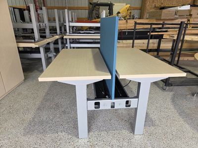 Herman Miller Dual Work stauon desk