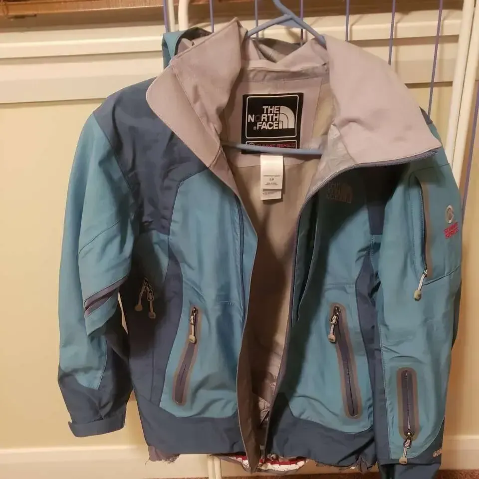 The North Face ski hardshell Female size small price reduced, negotiable