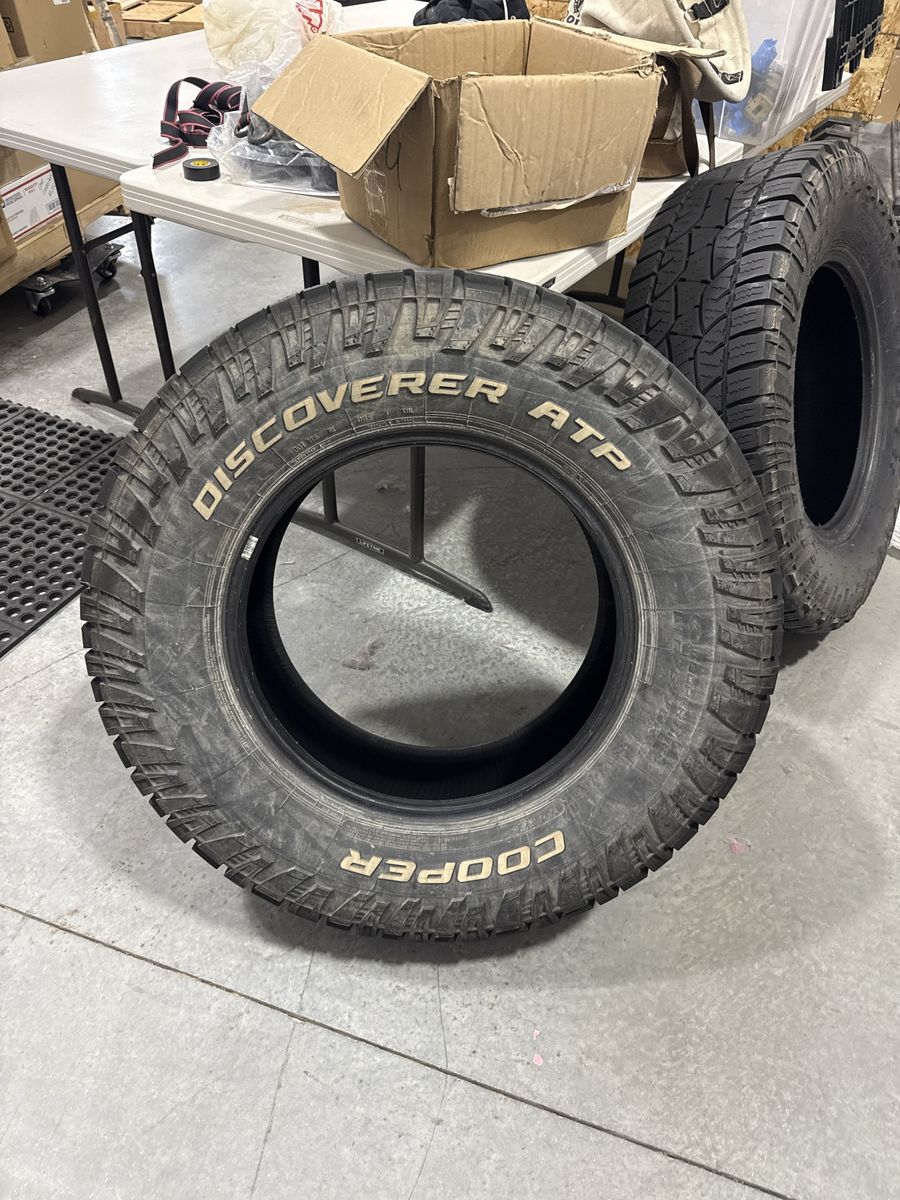 Cooper Discoverer ATP LT275/70R18 All-Terrain Tire