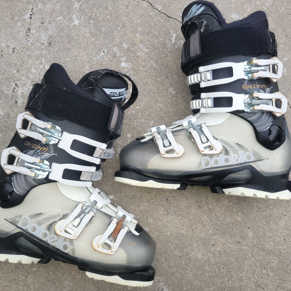 Womens Mondo 23.5 Dalbello Avanti 75 Ski Boots