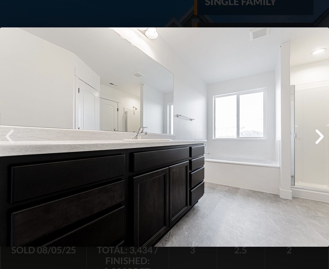 Main image 12