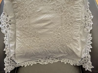 Bed throw pillow
