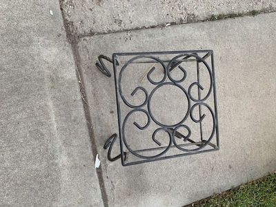 Black metal plant stand