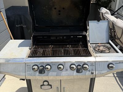 Smoke'N Grill combination Grill and Smoker