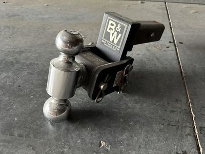 B&W Hitch