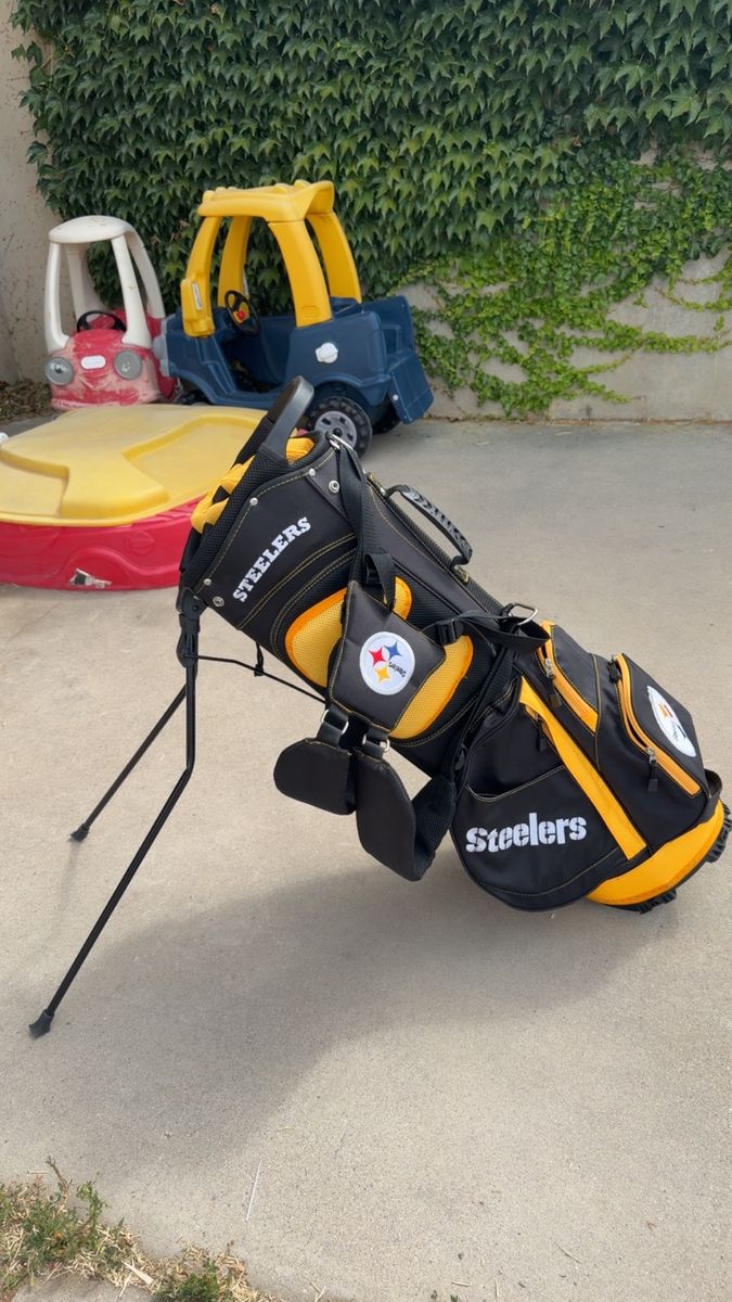 14-Way Pittsburgh Steelers golf bag integrated stand like new