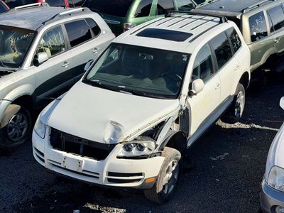 2005 Volkswagen Touareg Parts