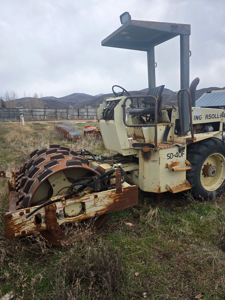 Ingersoll Rand 48" Compactor
