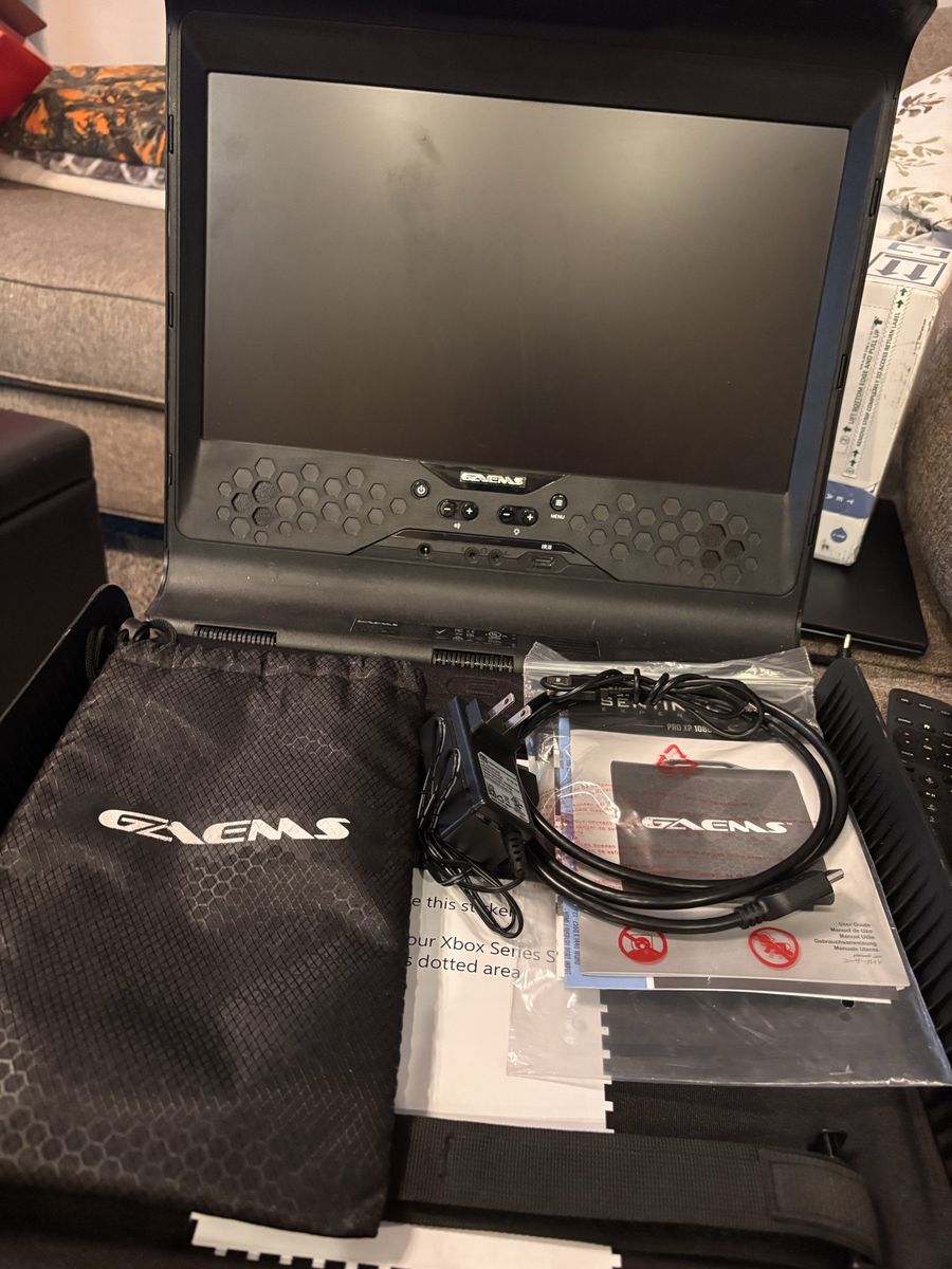 Like New GAems Portable Gaming Screen!