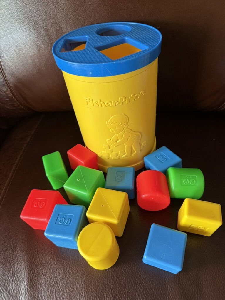 Vintage 1970's Fisher Price Shape Sorter