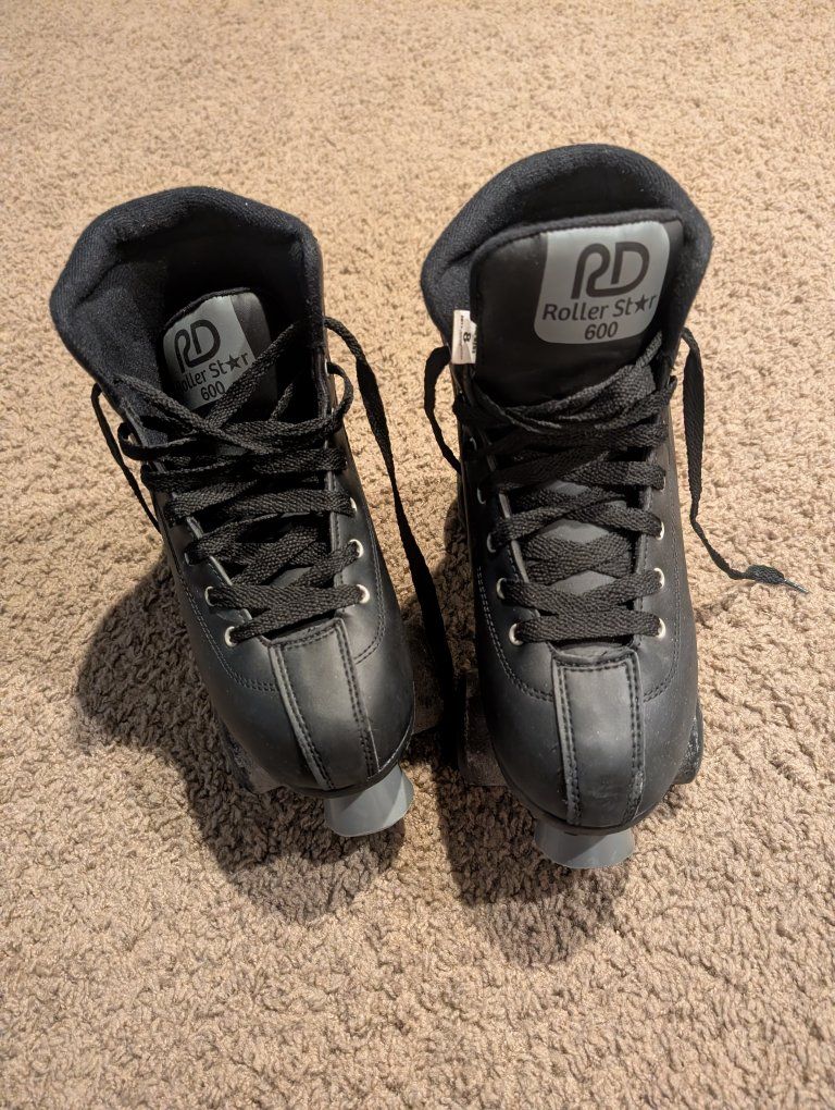 RD Roller Star 600 Black Quad Roller Skates  size 8