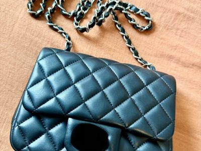 Purses/Wallet On chain