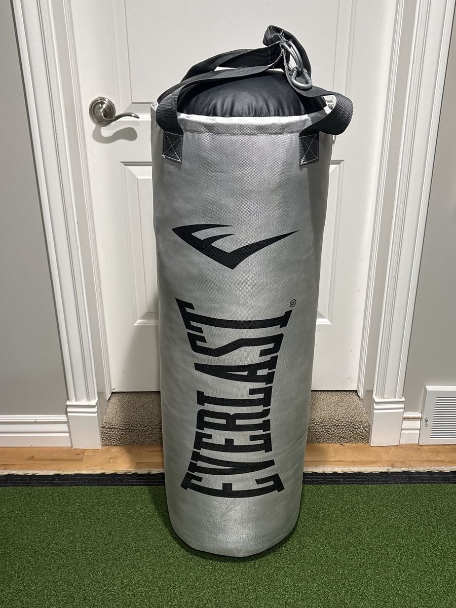 Everlast Heavy Punching Bag - Gray/Black