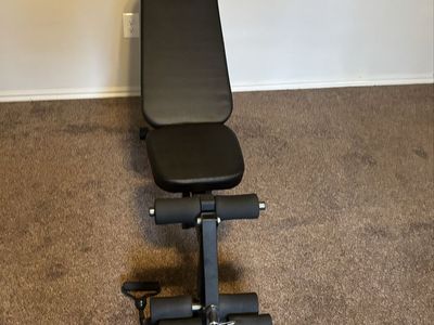 Adjustable Weight Bench