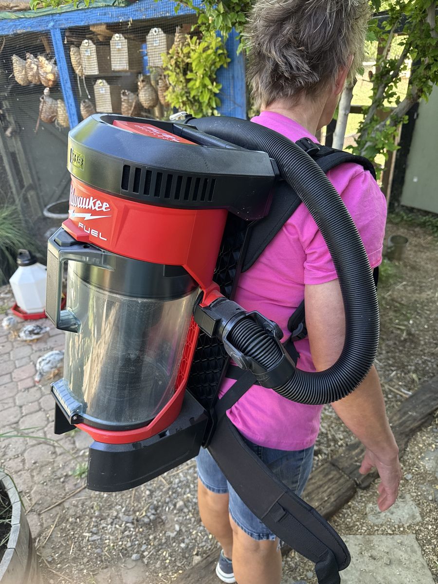 Back pack vacuum