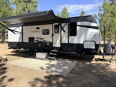 2021 keystone hideout 26WEBH