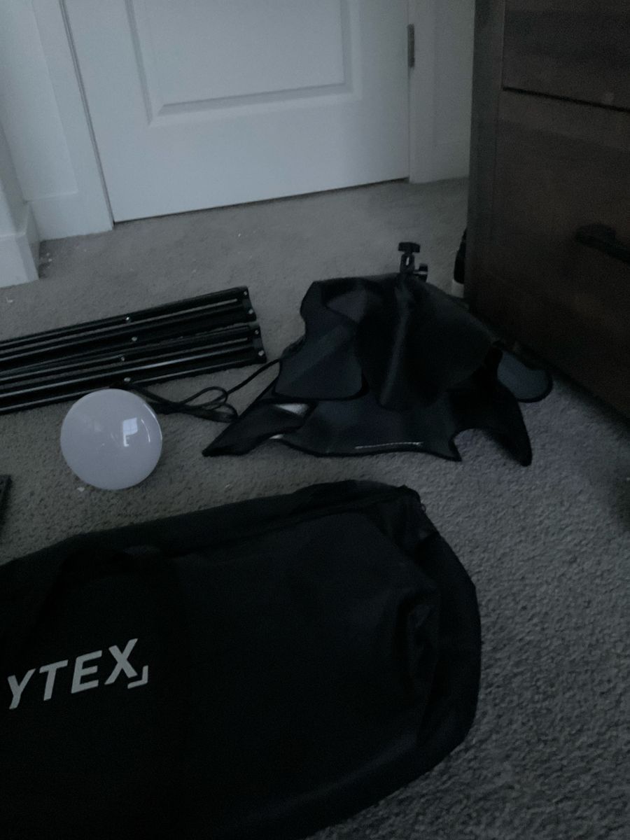 Main image 5