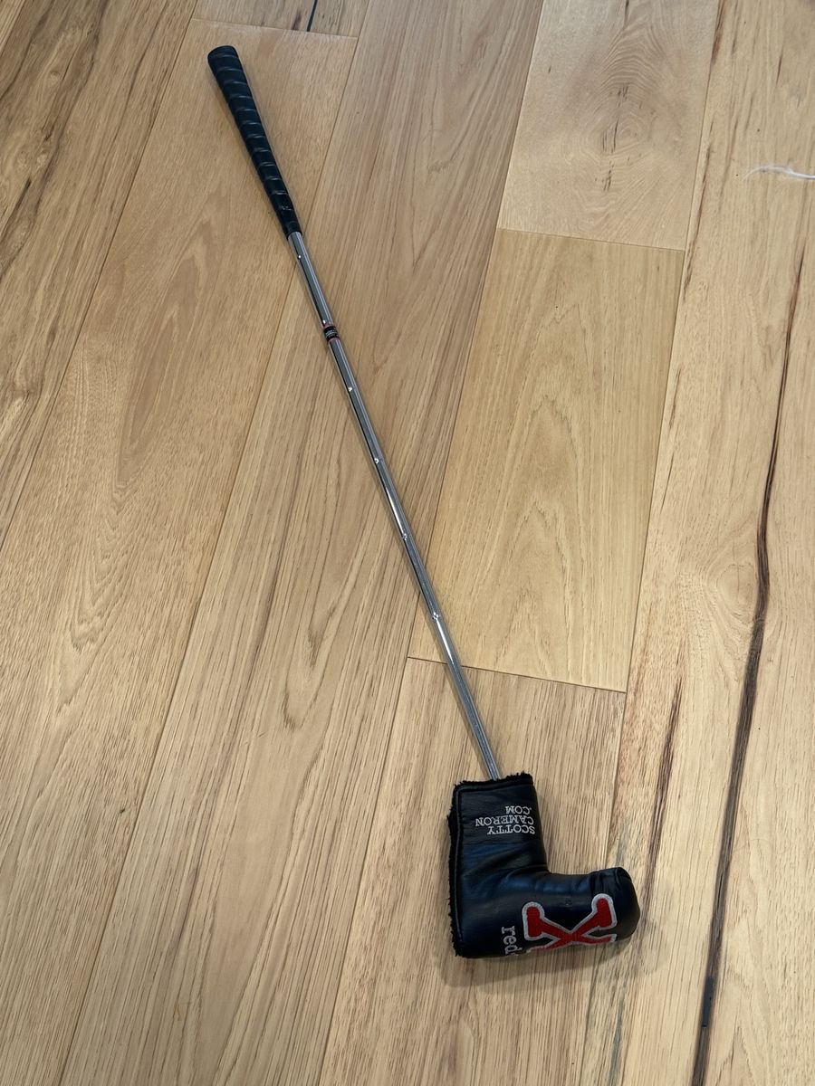 Main image 6