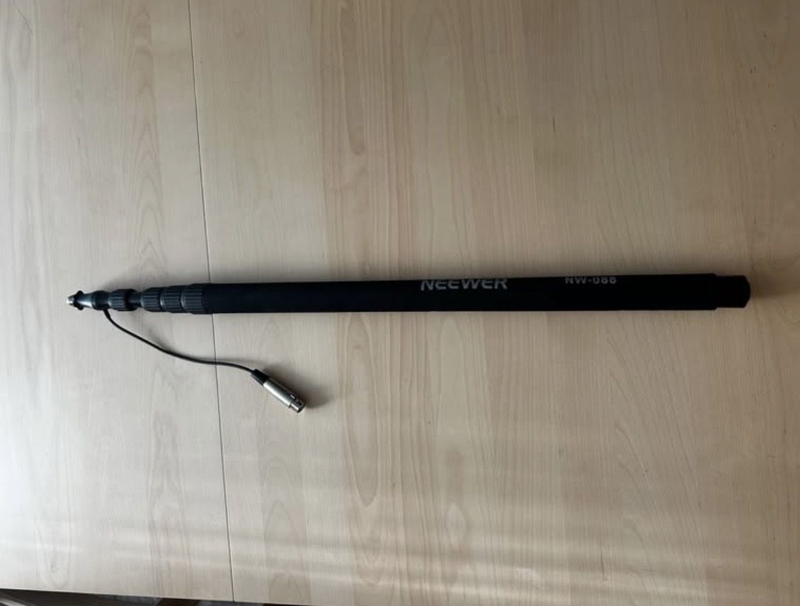 Neewer NW-088 Extendable Boom Pole with XLR Cable