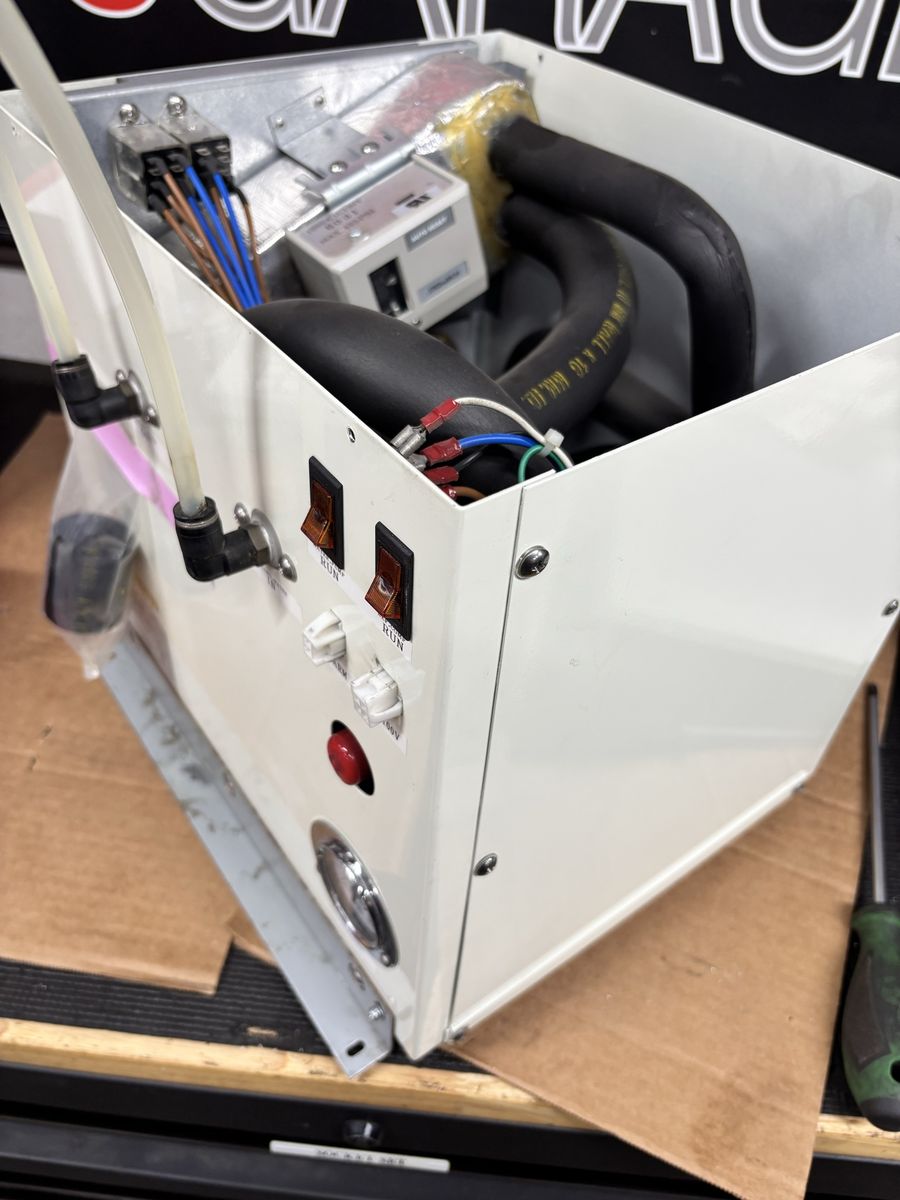 Main image 5