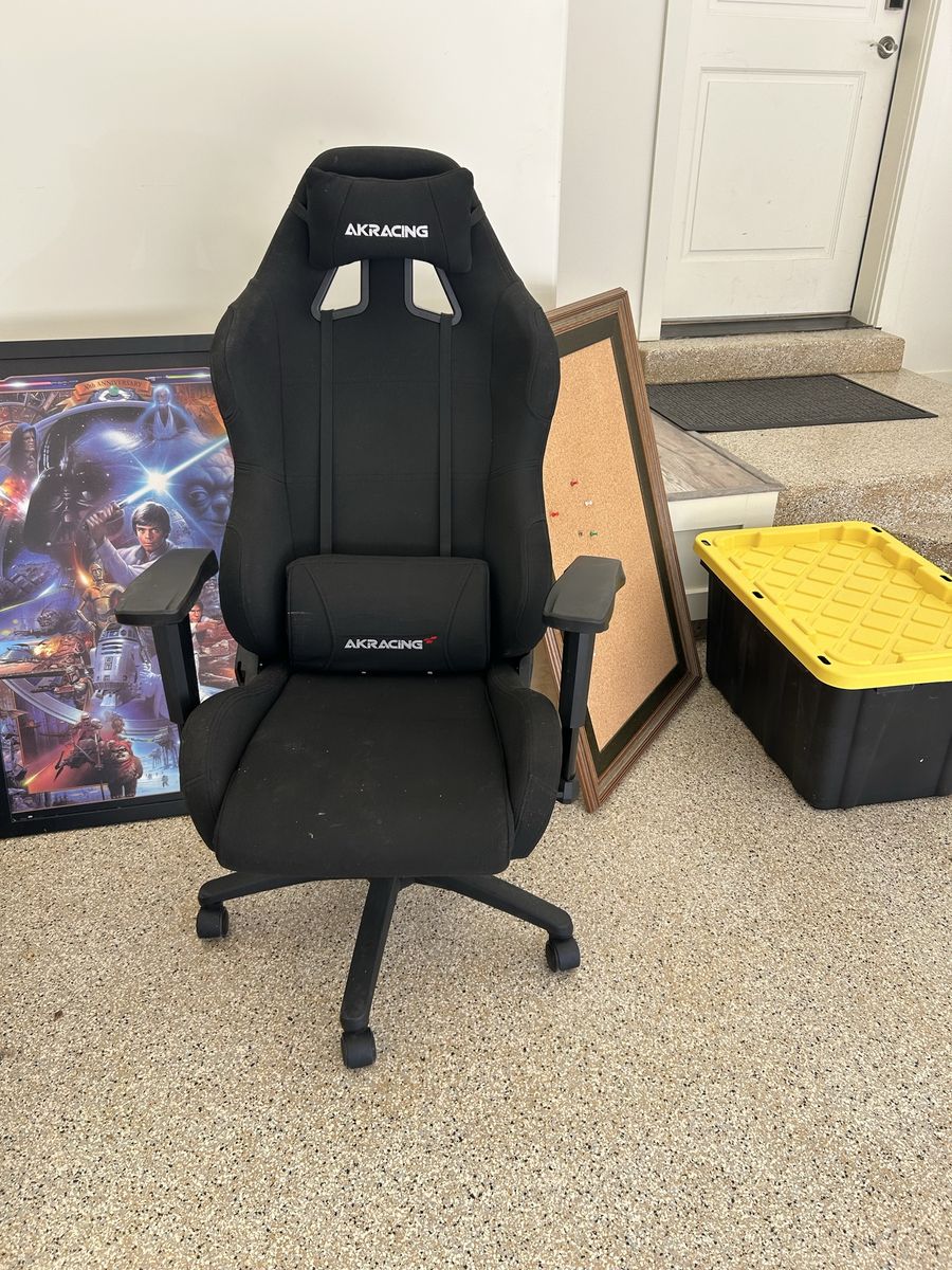 Gaming chair