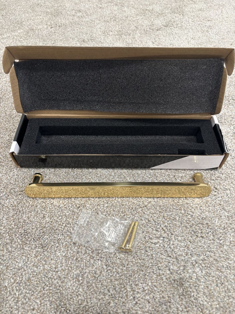 Alno Creations Moderne center pulls