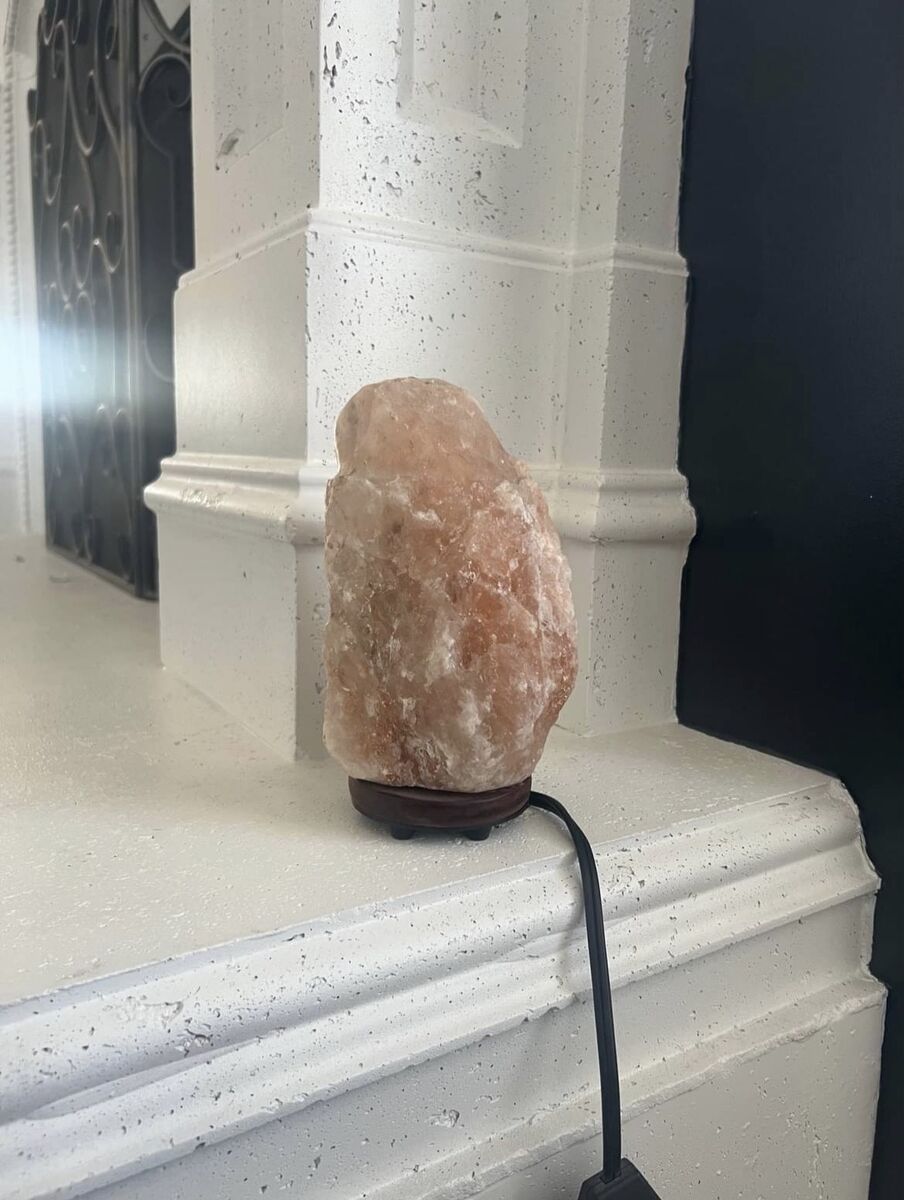 Large Himalayan Salt Lamp