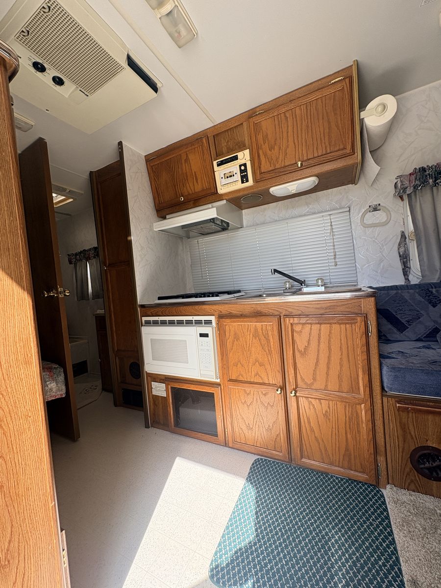 Main image 3