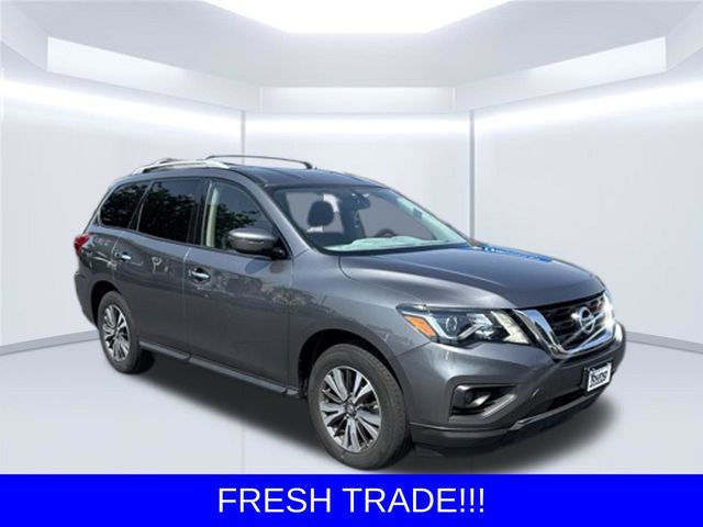 2019 Nissan Pathfinder SV