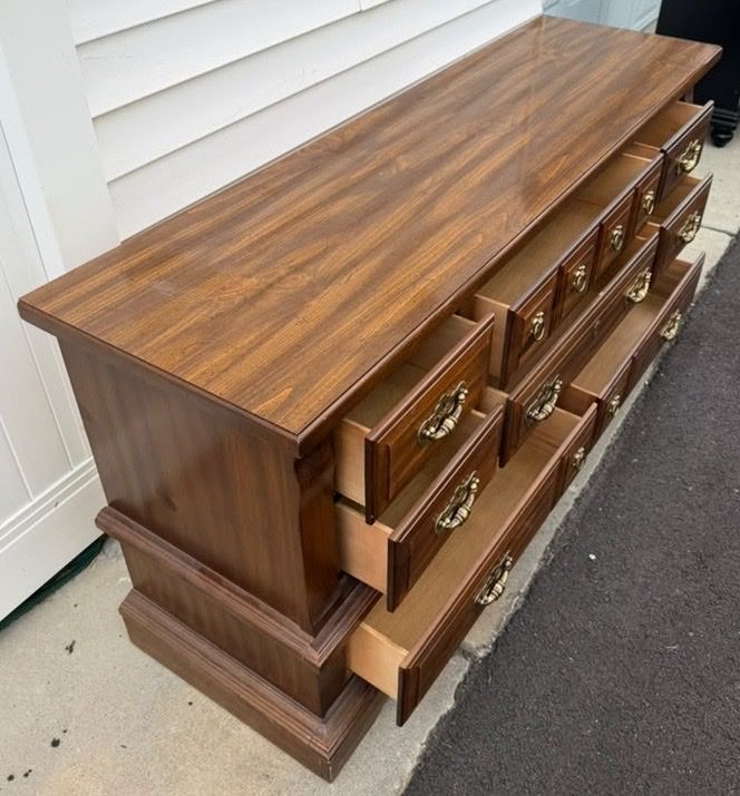 Great dresser