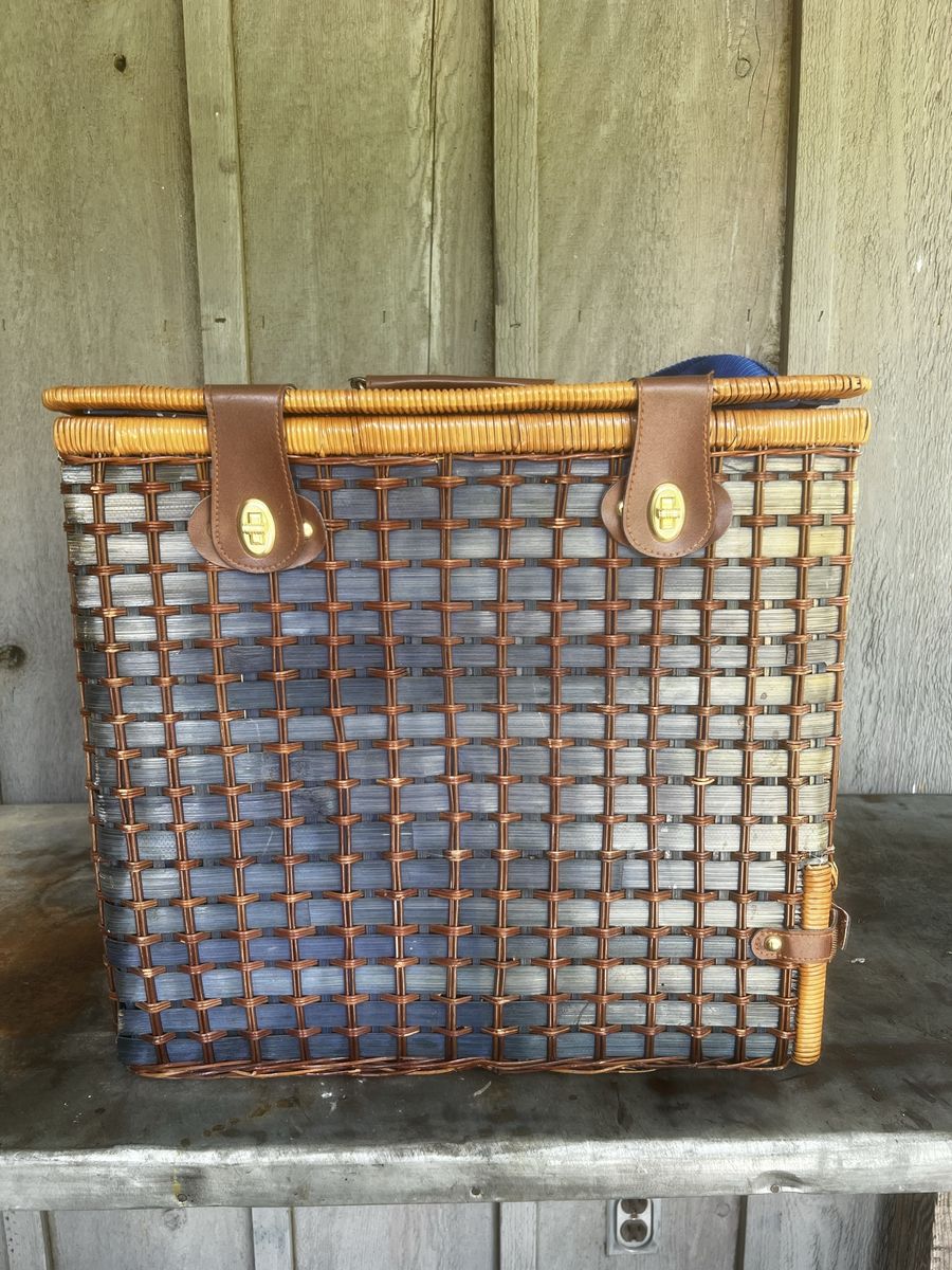 Wicker Picnic Basket for 4 - Blue/Gray/Brown - Complete Set w/ Plates, Utensils & Glasses