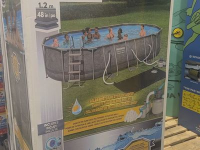 Above ground pool